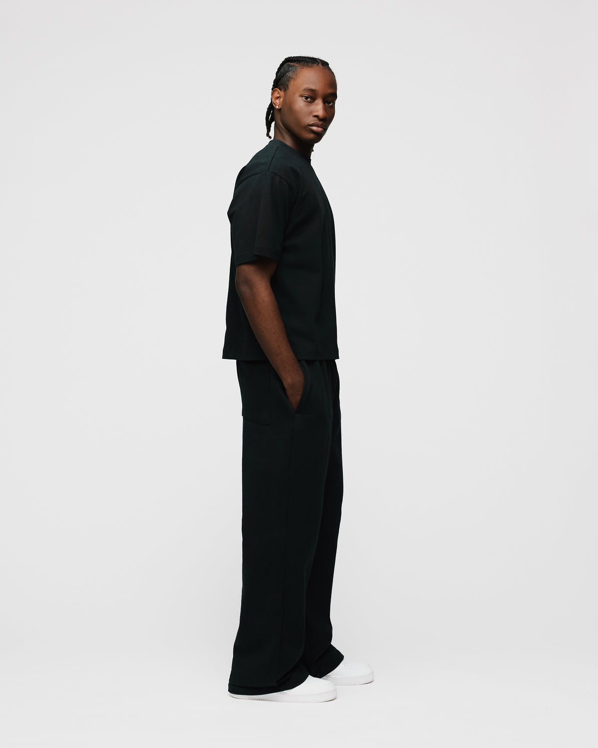 Cropped T-Shirt - Black