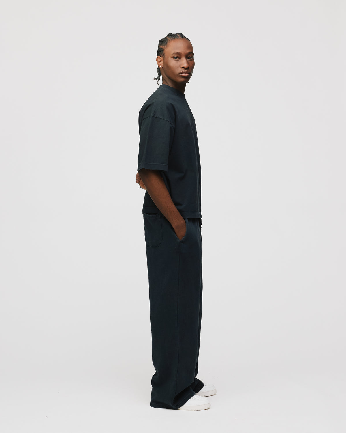 Cropped T-Shirt - Vintage Black