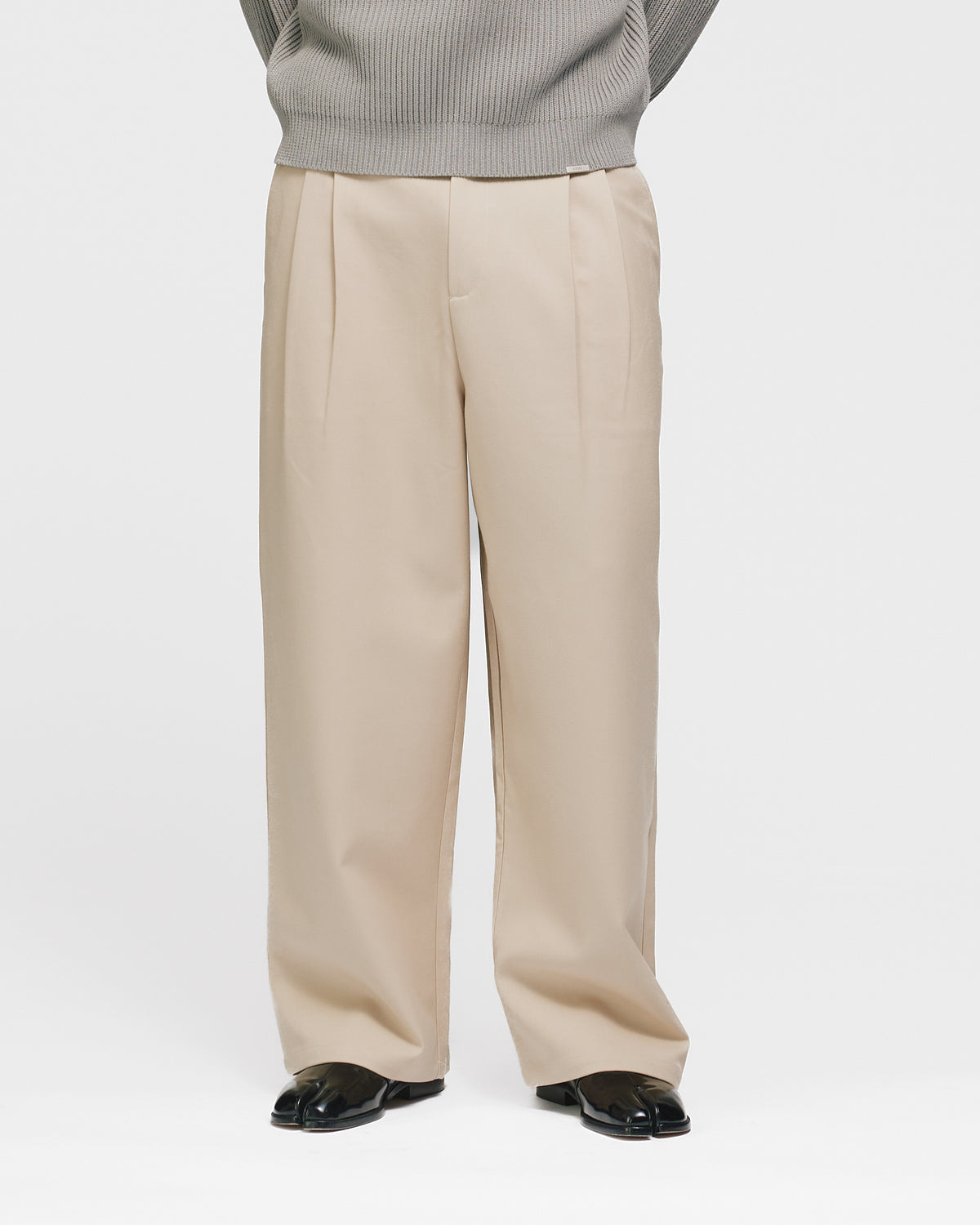 Pleated Pants - Beige