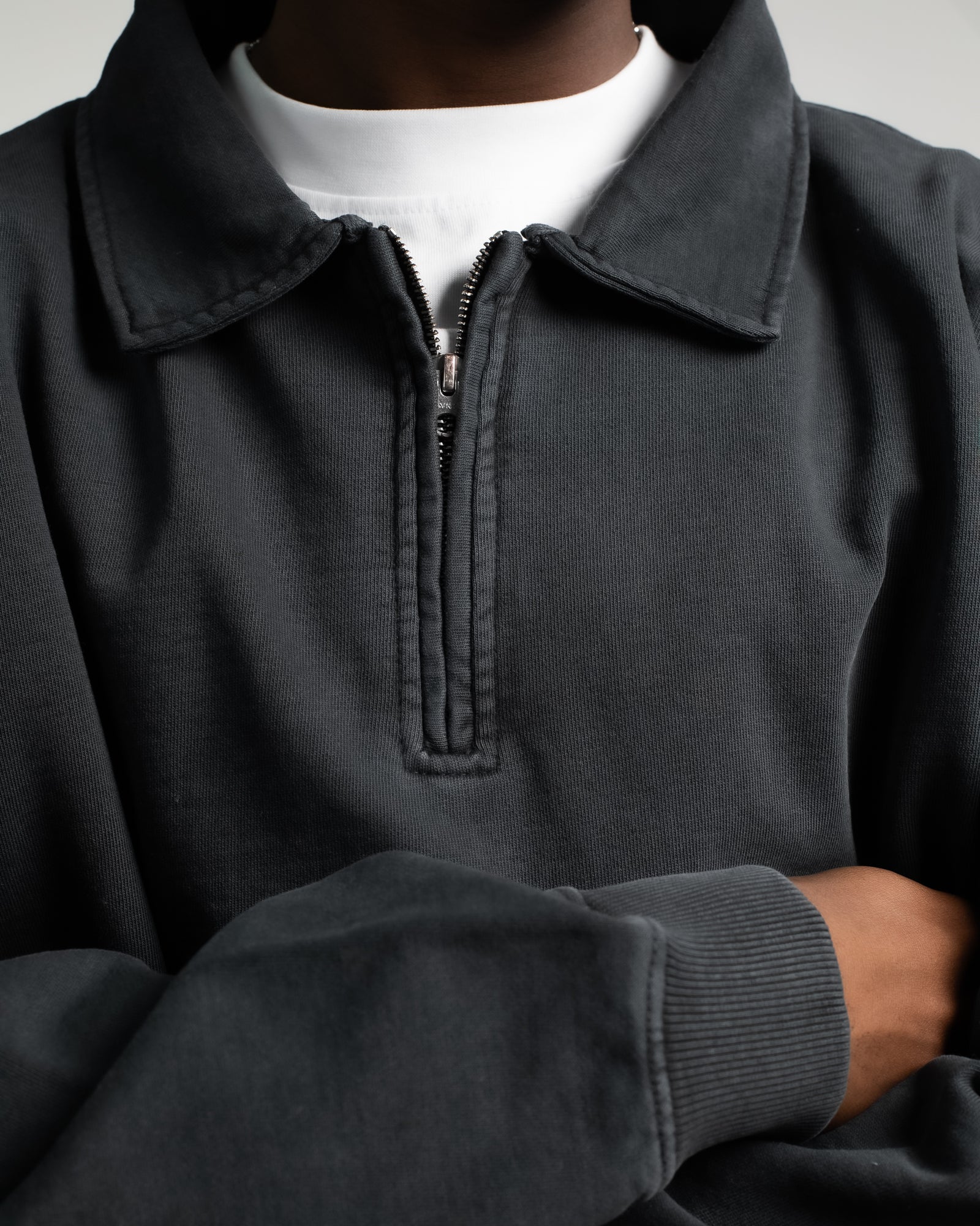 Cropped 1/4 Zip - Vintage Black – Hours