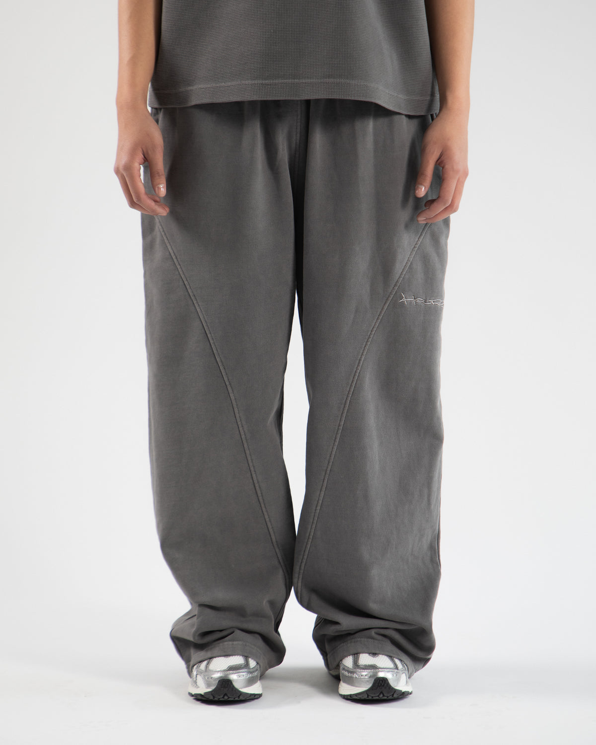 Signature Baggy Sweatpants - Vintage Grey