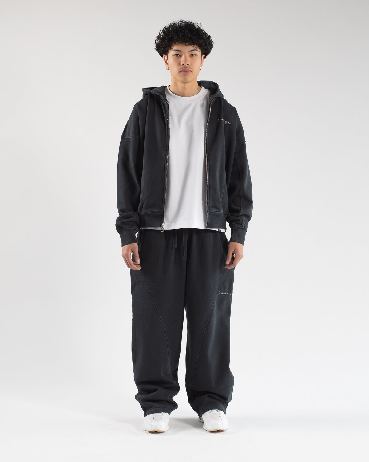 Signature Baggy Sweatpants - Vintage Black