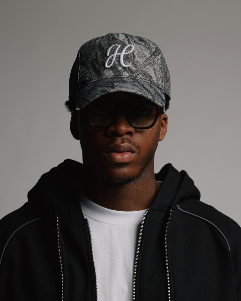 Signature Snapback - Black Camo