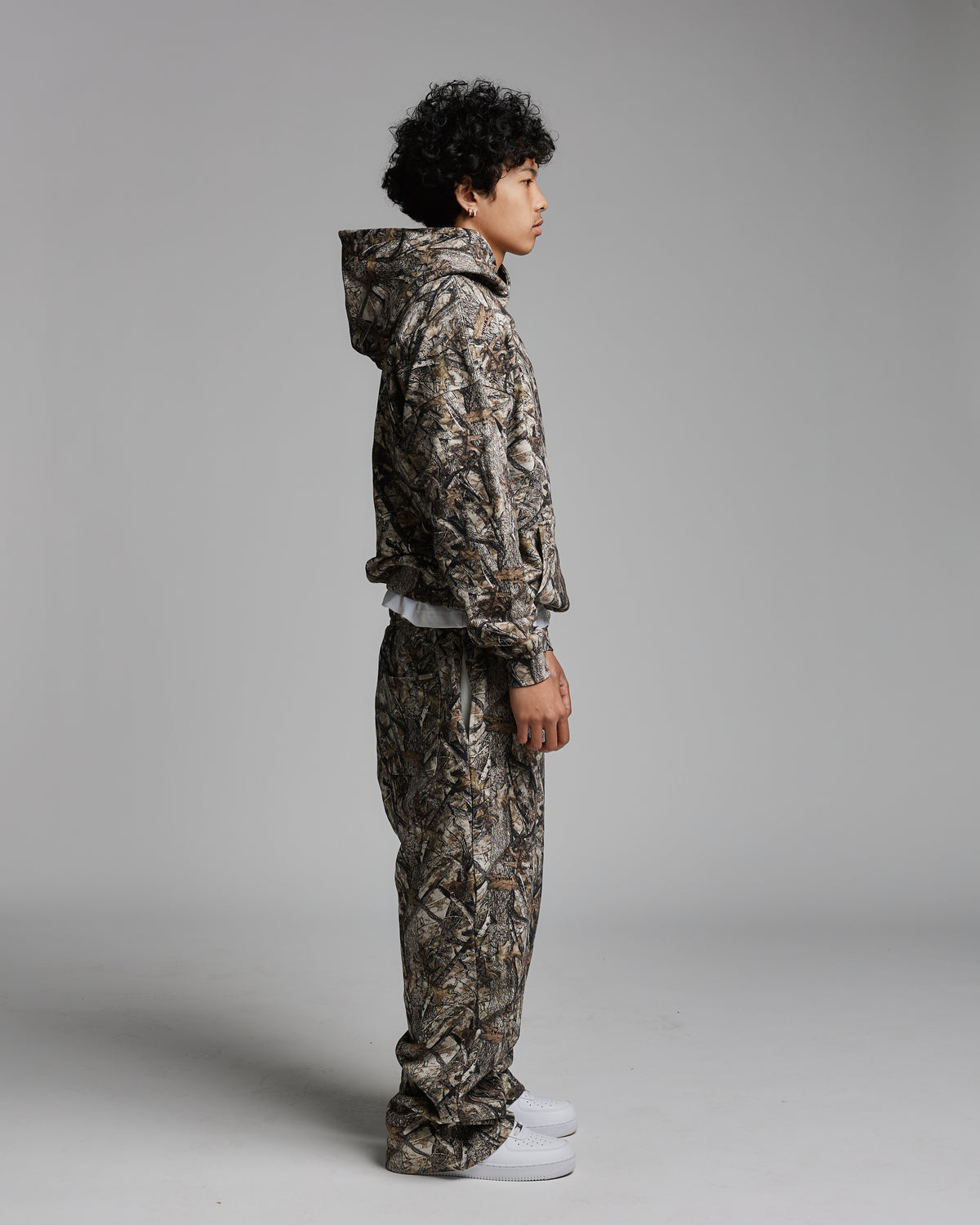 Baggy Sweatpants - Camo Playhour camo baggy pants