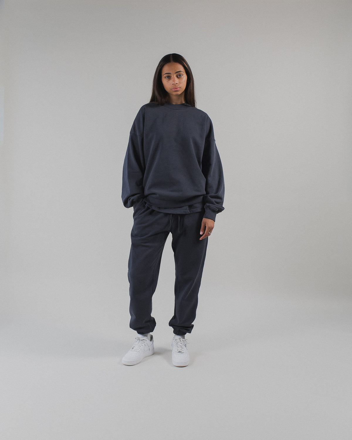 ClassicSweatpants_Crewneck-