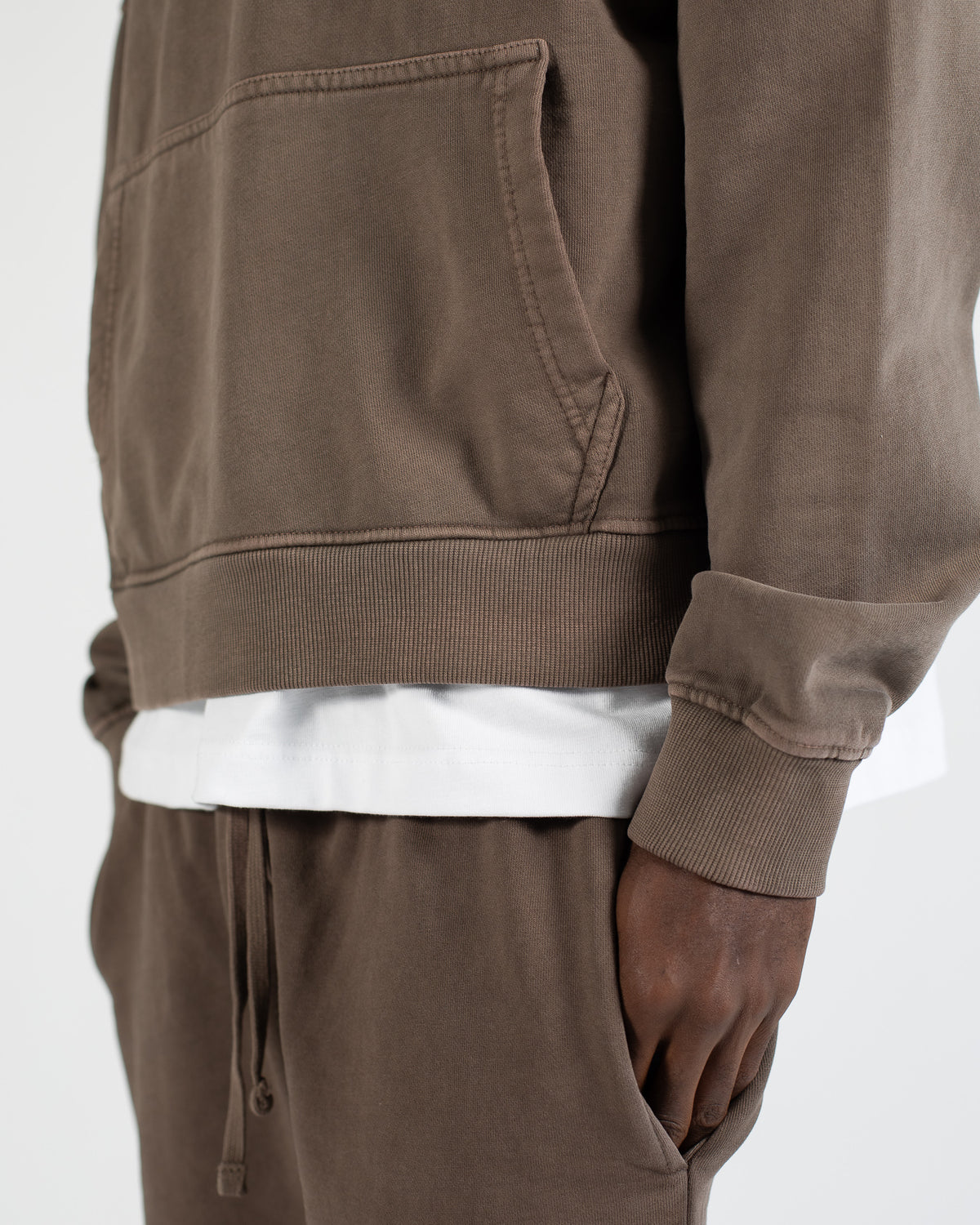 【efu エフ】新品CROPPED VINTAGE HOODIE カラー:BRN Cropped Hoodie - Vintage Brown – Hours