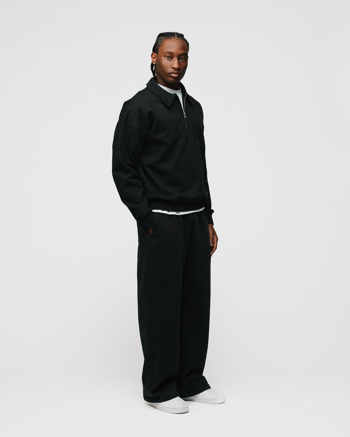 Drop Shoulder 1/4 Zip - Black