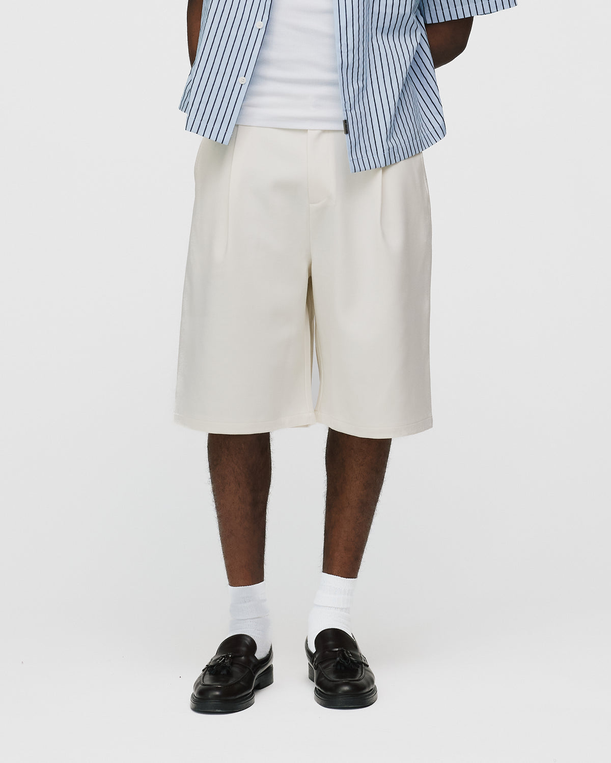Pleated Shorts - Cream