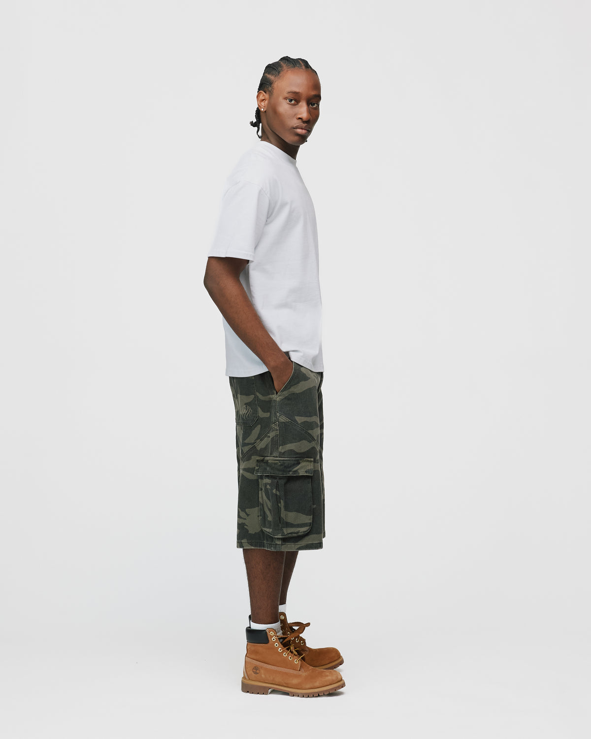 Baggy Cargo Shorts - Camo