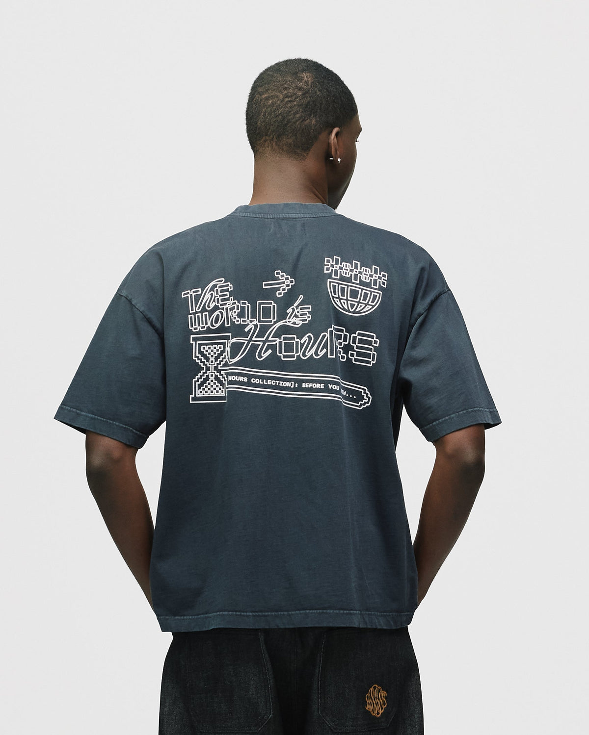 The World is Hours T-Shirt - Vintage Black