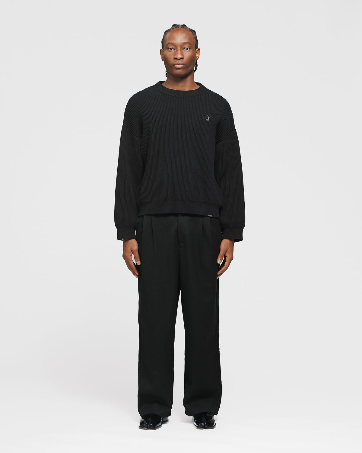 Signature Ribbed Sweater - Black