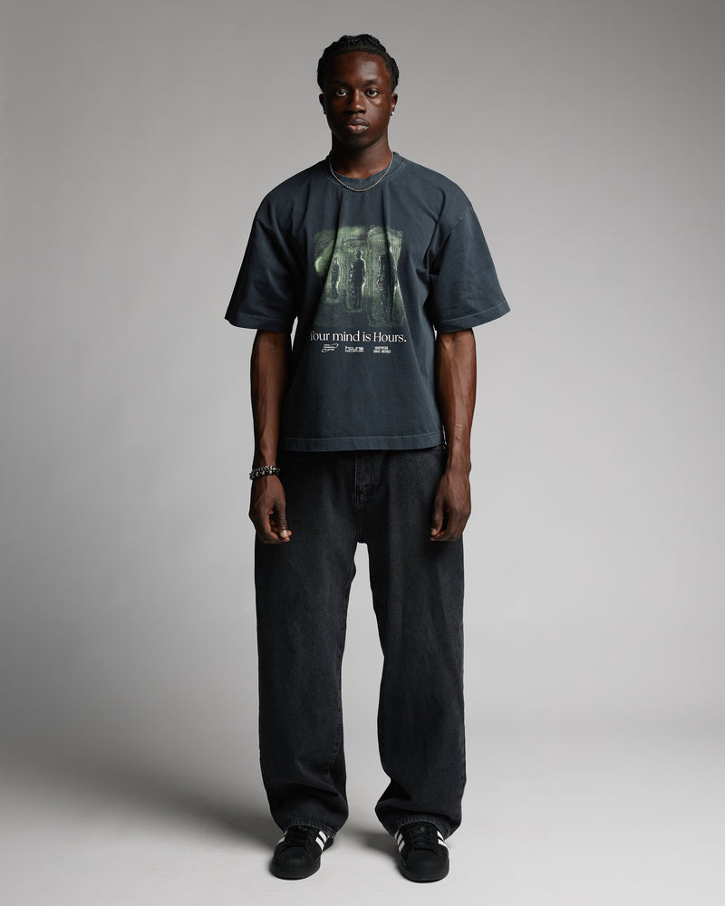 Mind is Hours T-Shirt - Vintage Black