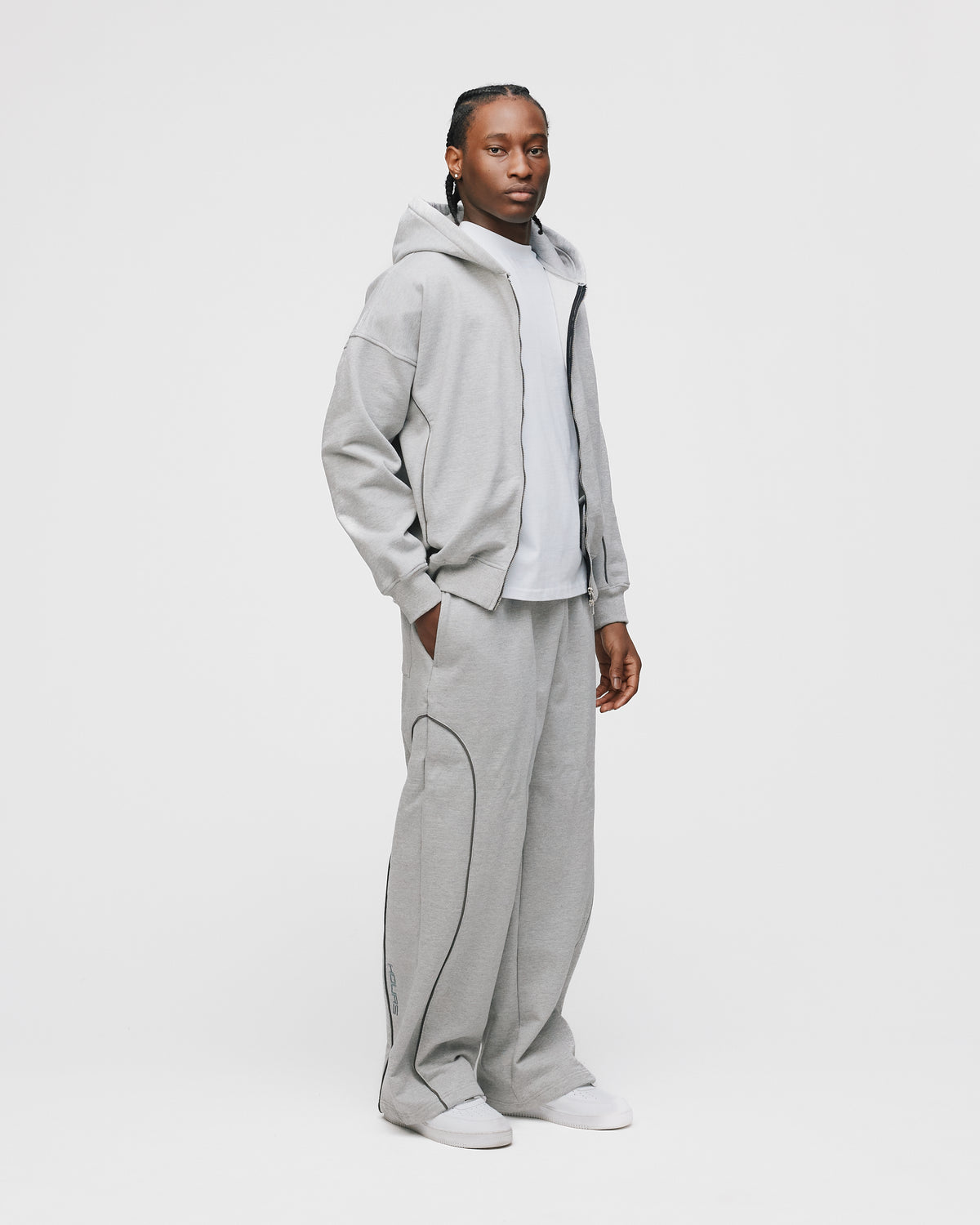 Arc Baggy Sweatpants - Grey