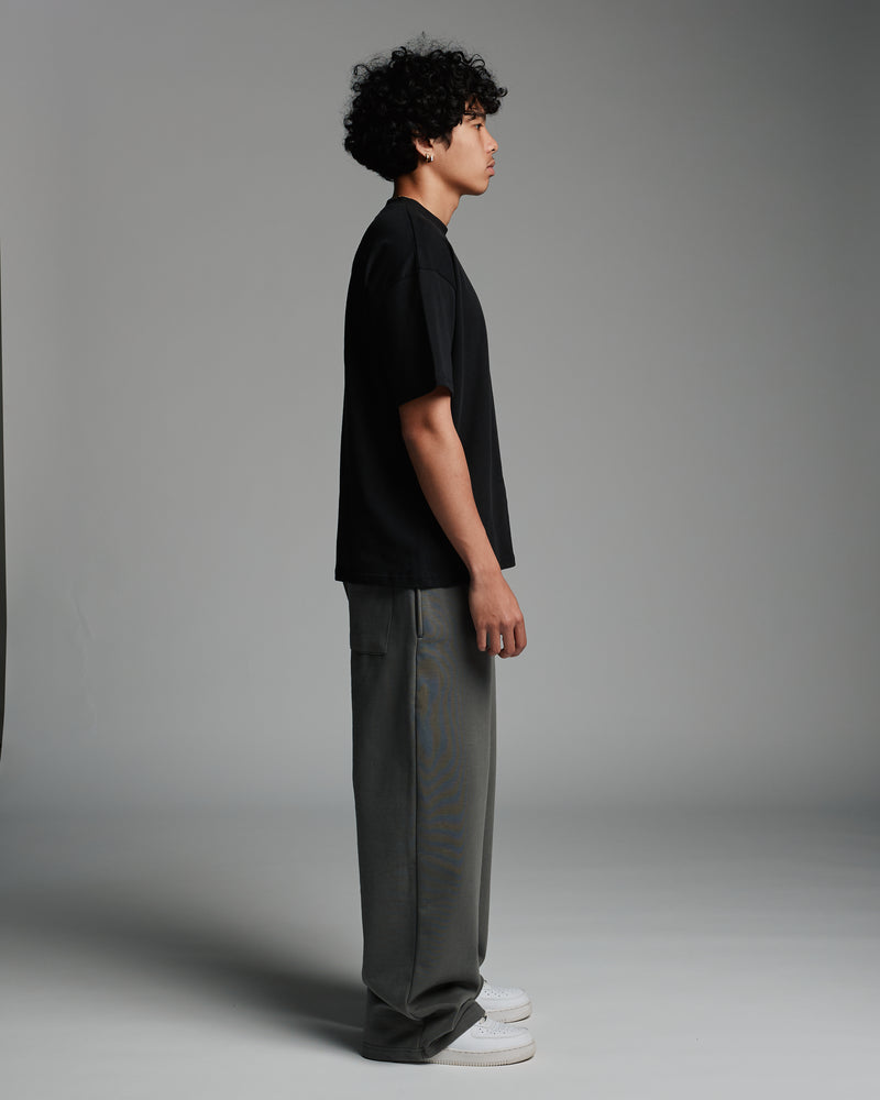 Drop Shoulder T-Shirt - Black