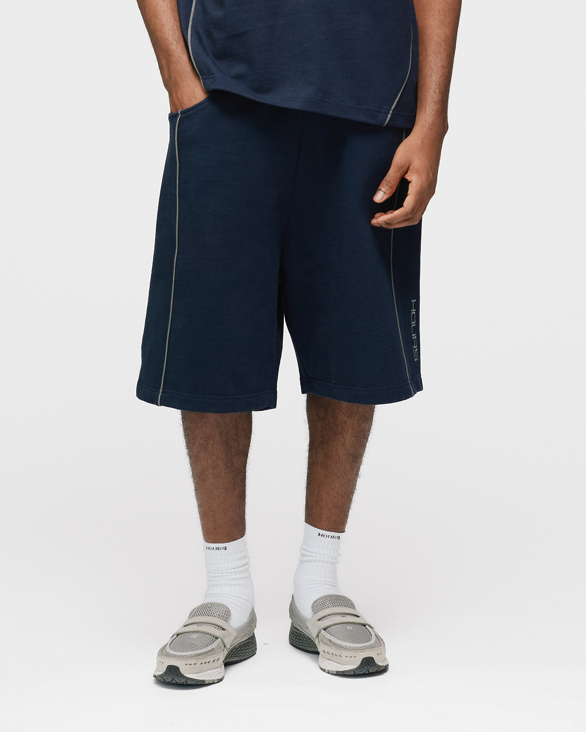 Arc Baggy Sweatshorts - Navy
