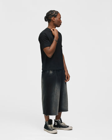 Capri Sweatshorts - Sunfaded Black