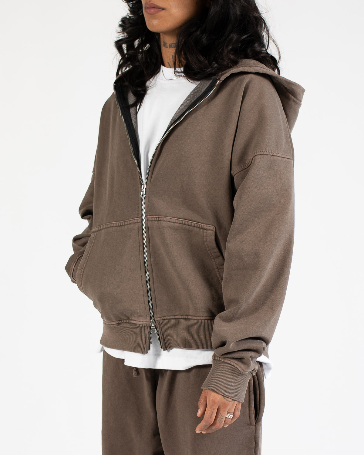 ZipHoodie_ClassicSweatpant-